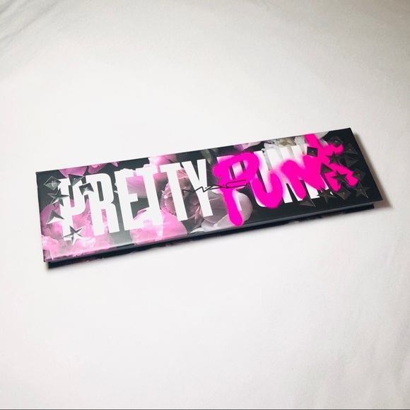 Mac Cosmetics Pretty Punk Pallete - Picture 6 of 6